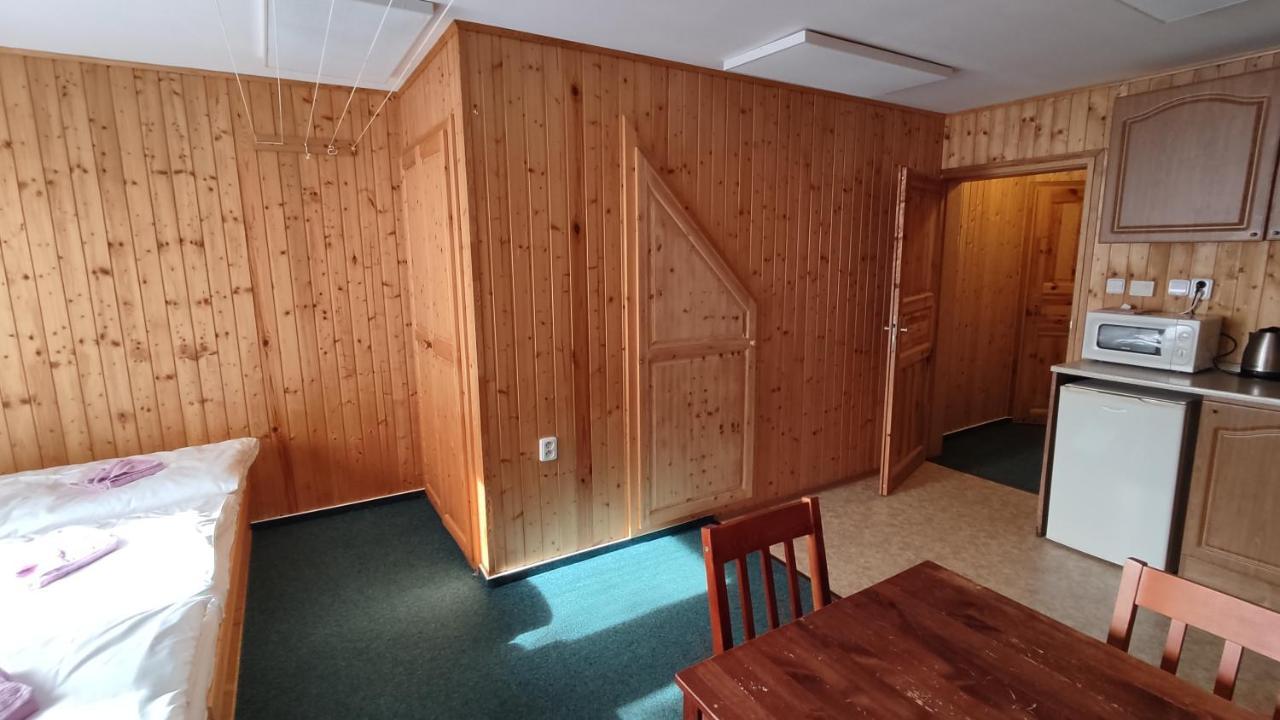 Penzion Apartmany Aninka Mariánská Eksteriør bilde